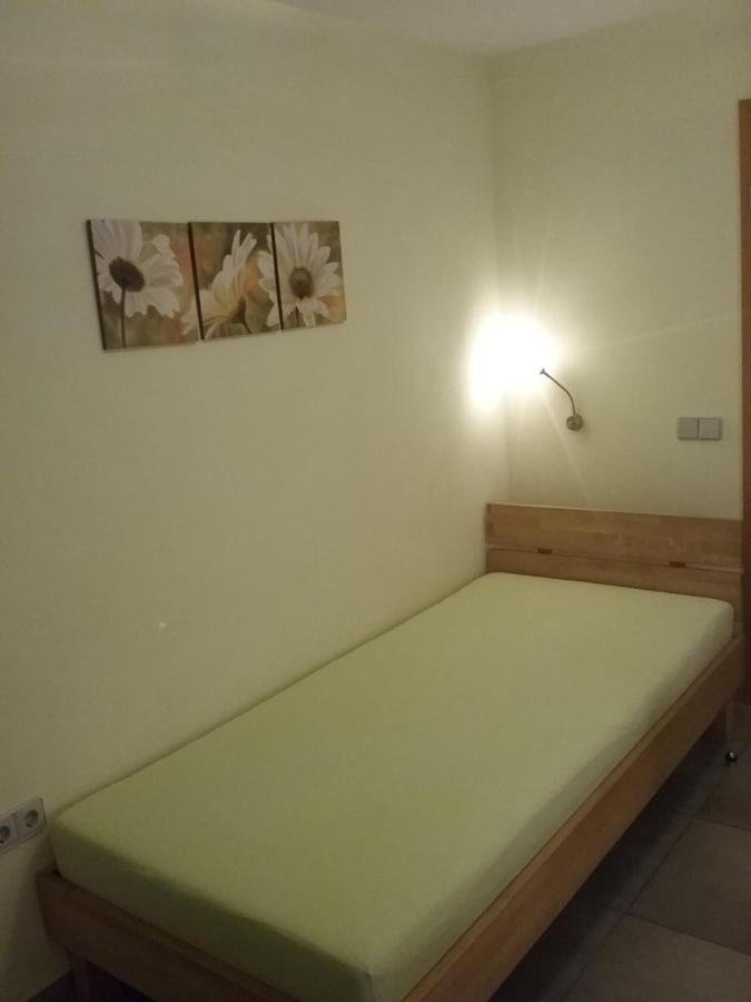 Gaestezimmer , Pension Wauri Waldenbuch Exterior foto